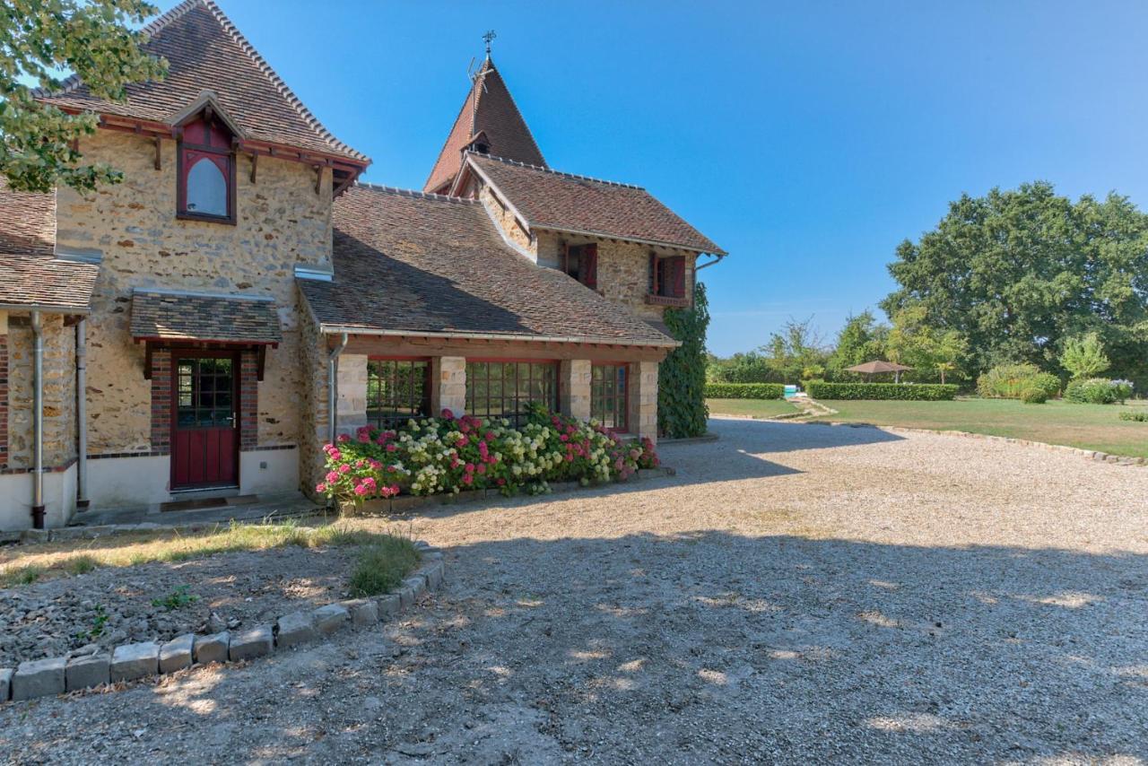 Appartamento Manoir De La Comtesse Chailly-en-Biere Esterno foto