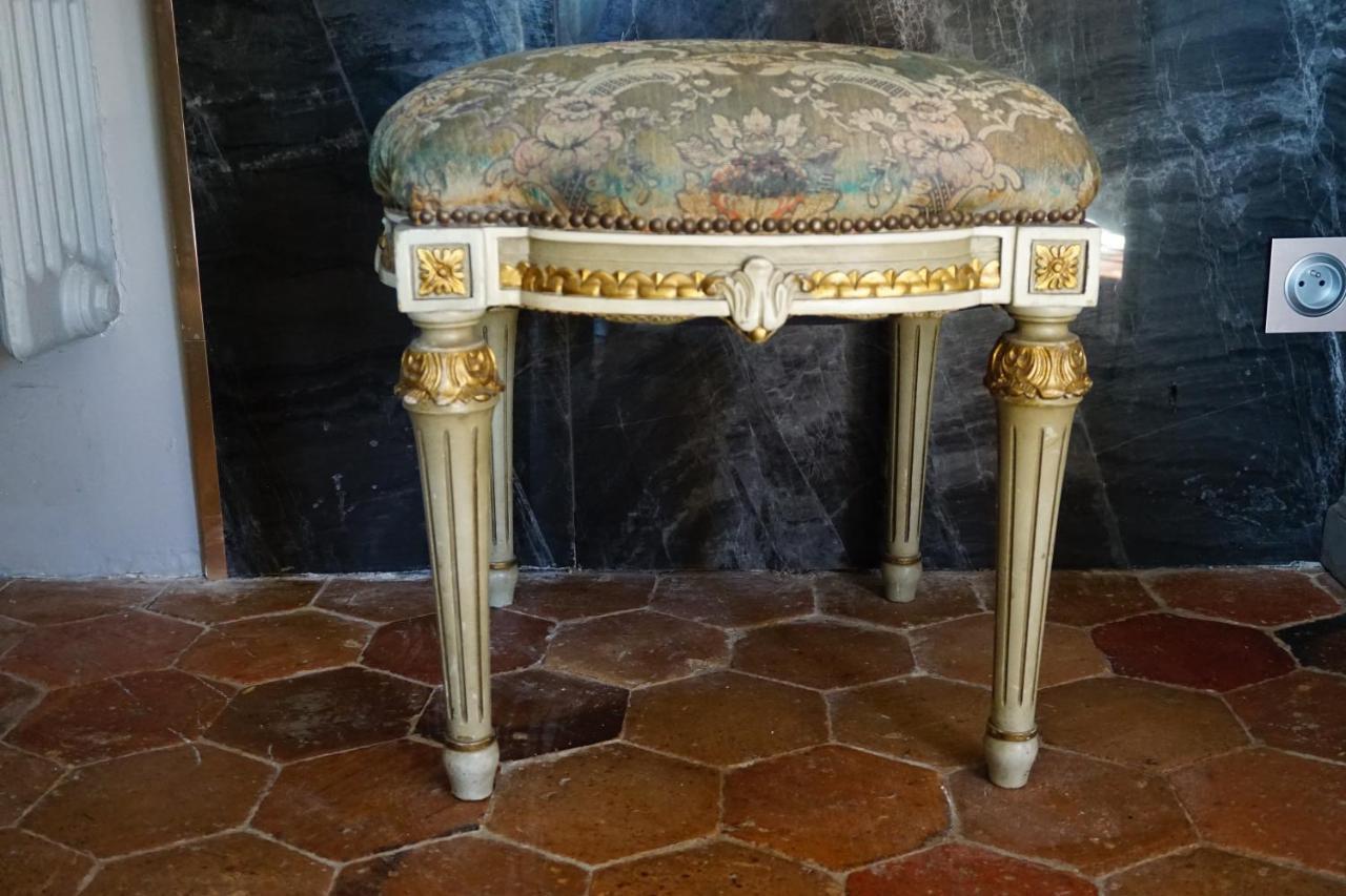 Appartamento Manoir De La Comtesse Chailly-en-Biere Esterno foto